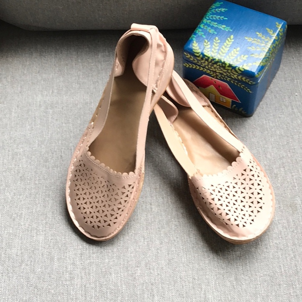 Another pair of comfort shoes. Like my blue ones